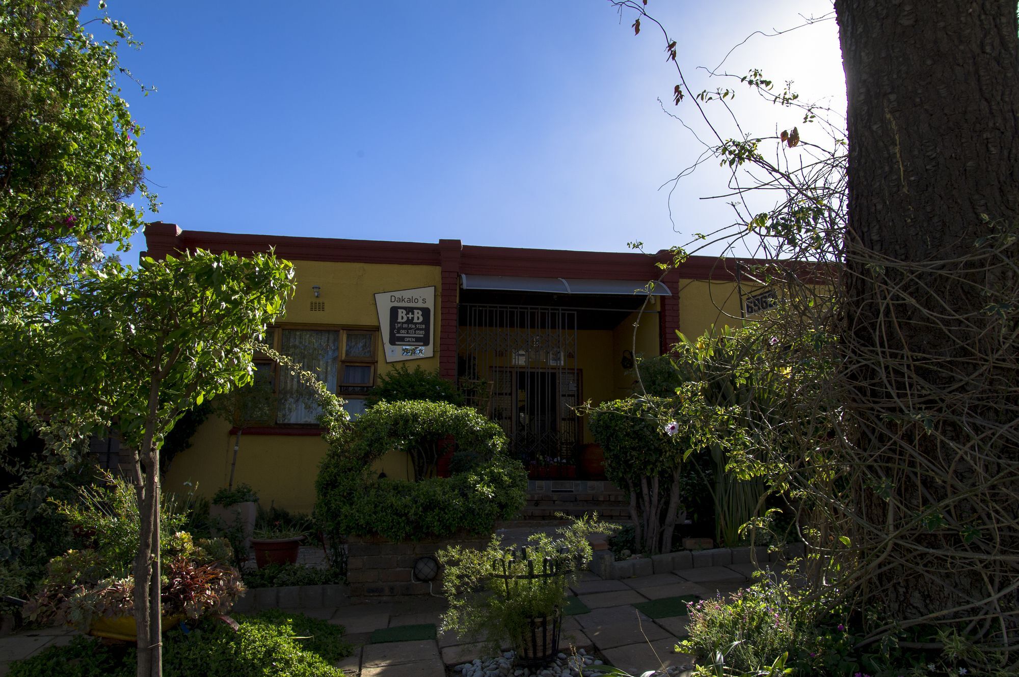 Dakalo Bed And Breakfast Soweto Ngoại thất bức ảnh